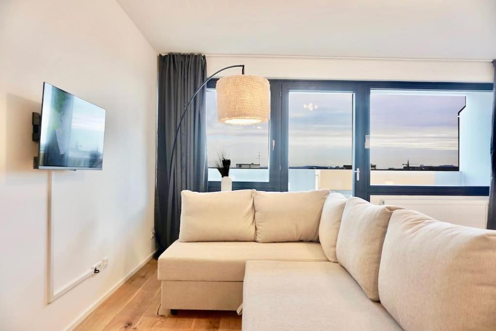 Neu Modernes Apartment In Top Lage, Free Parking Max 1,65M Hoehe Und 1,8M Breite Karlsruhe Luaran gambar